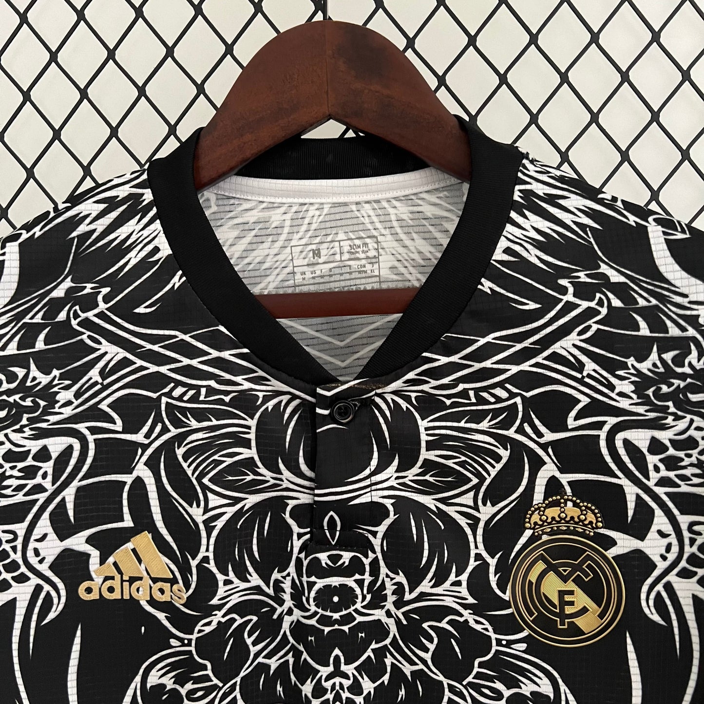 23/24 REAL MADRID GOLDEN SERPENT
