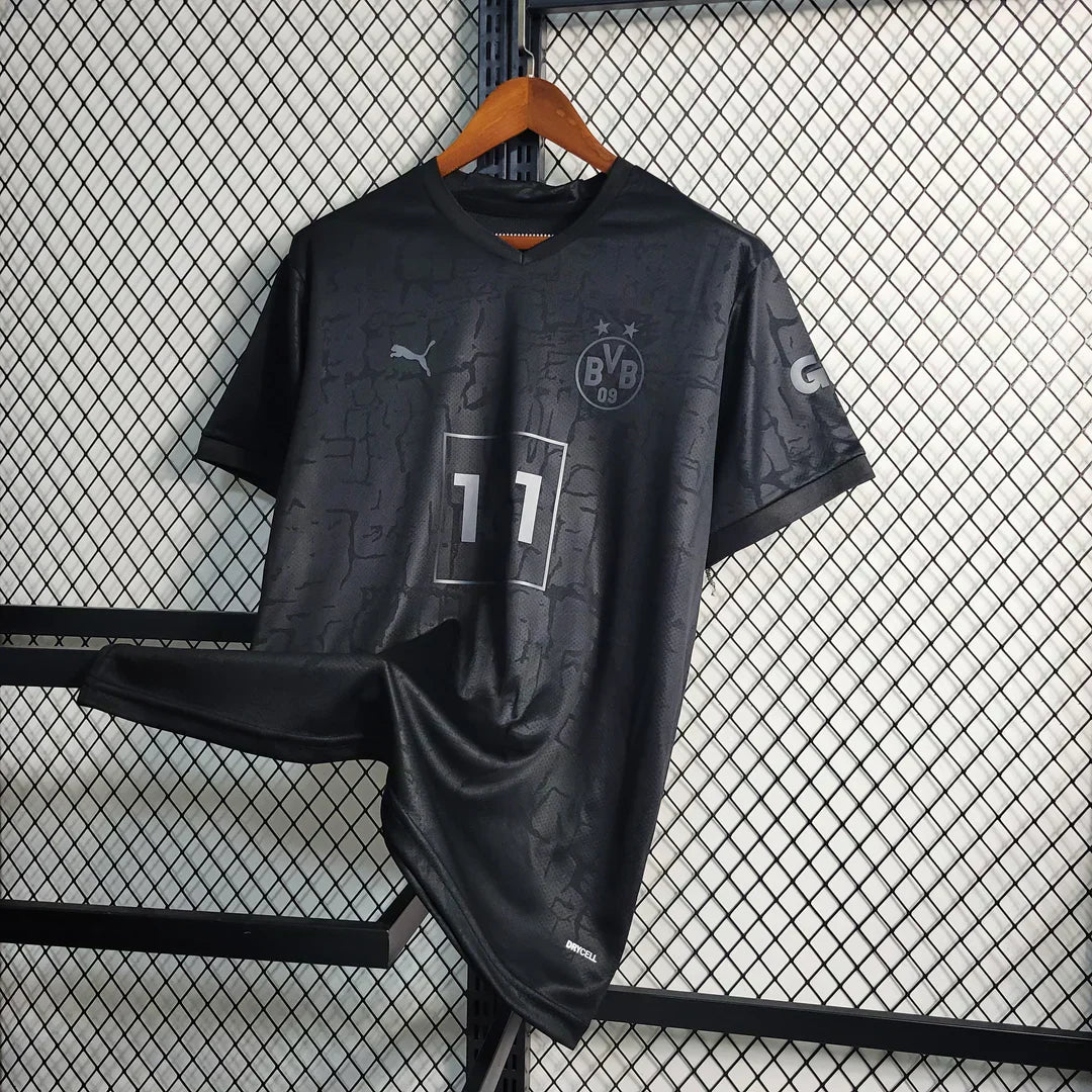 Camiseta de visitante negra edición especial del Borussia Dortmund 2023/24