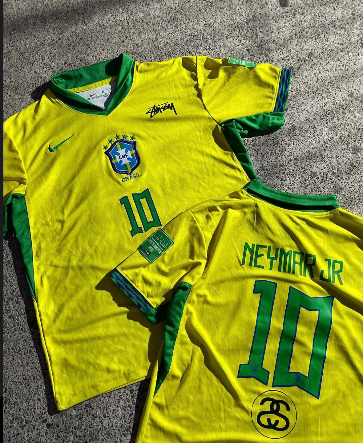 CAMISETA STÜSSY x “BRASIL” - EDICIÓN NEYMAR
