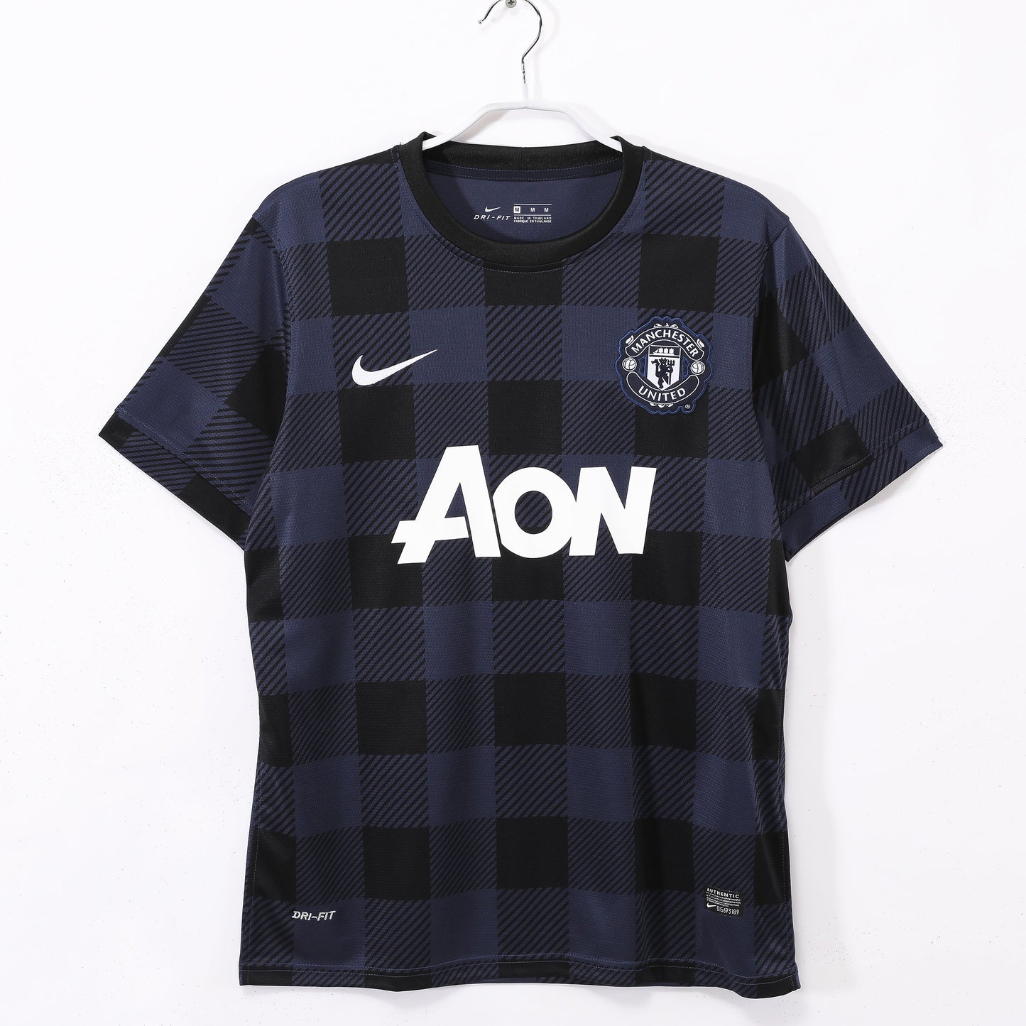 EQUIPACIÓN DEL MANCHESTER UNITED VISITANTE - 2013/14