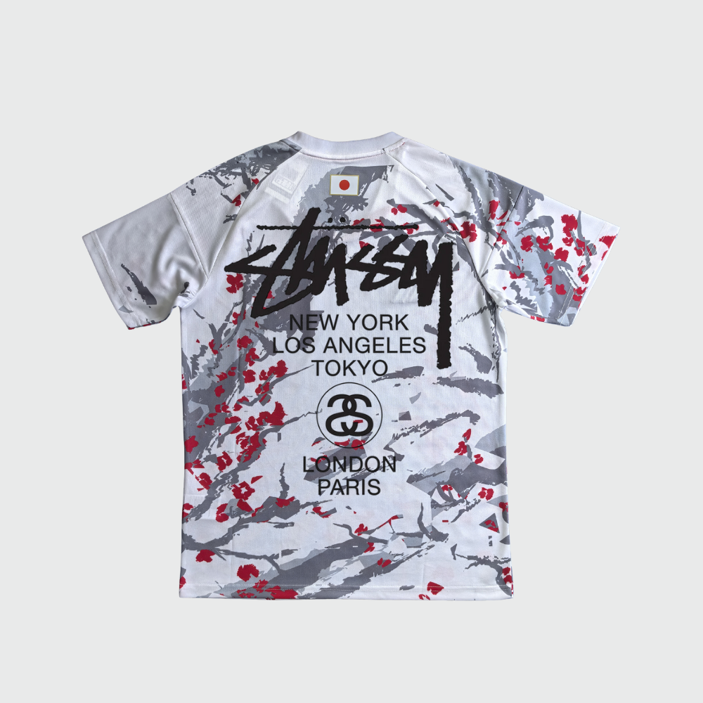 CAMISETA STÜSSY x “JAPAN” - FLOR ROJA