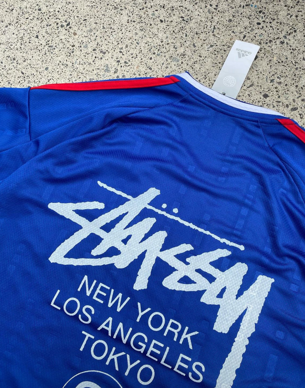 CAMISETA STÜSSY X “ITALY” - AZUL