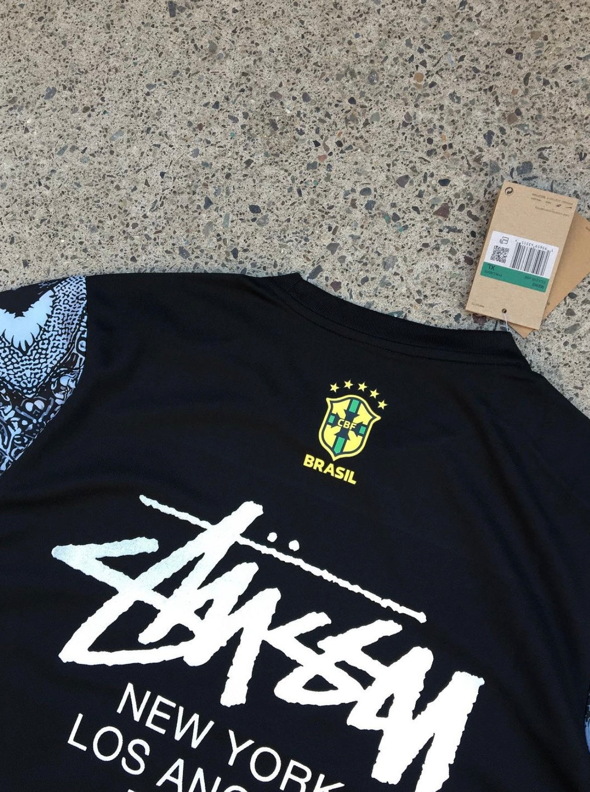 Maillot STÜSSY édition spéciale Brésil noir 2024 - Édition Jésus (TAILLE JUNIOR)