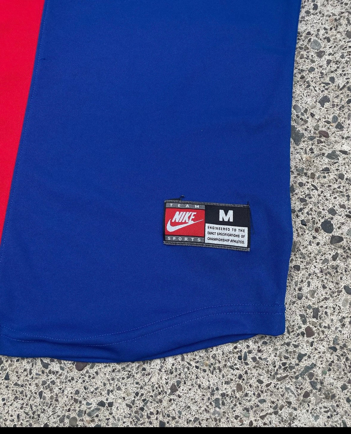 CAMISETA STÜSSY X “RETRO FC BARCELONA”