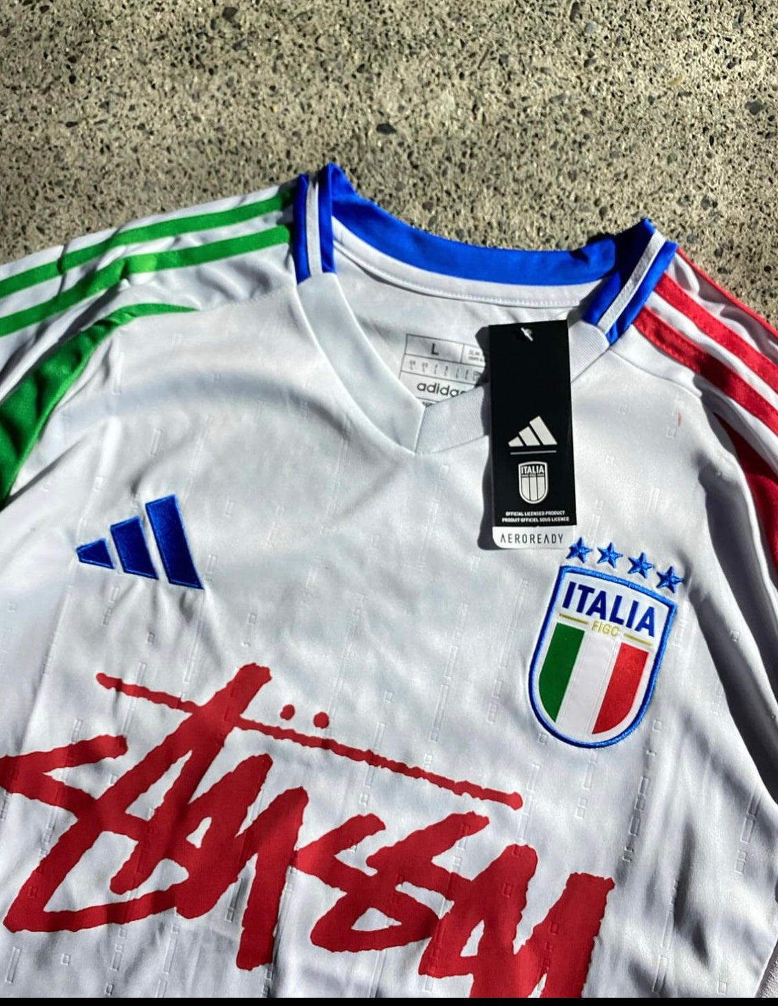 CAMISETA STÜSSY X “ITALY” - blanca (TALLA JUNIOR)