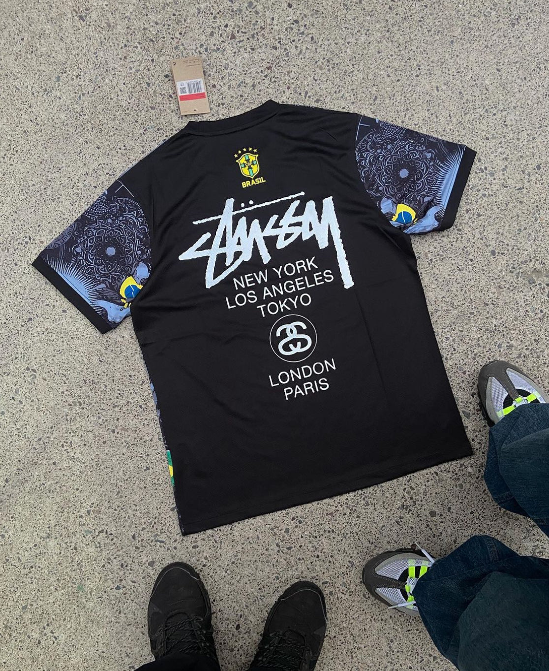 Maillot noir STÜSSY édition spéciale Brésil 2024 - Édition Jésus