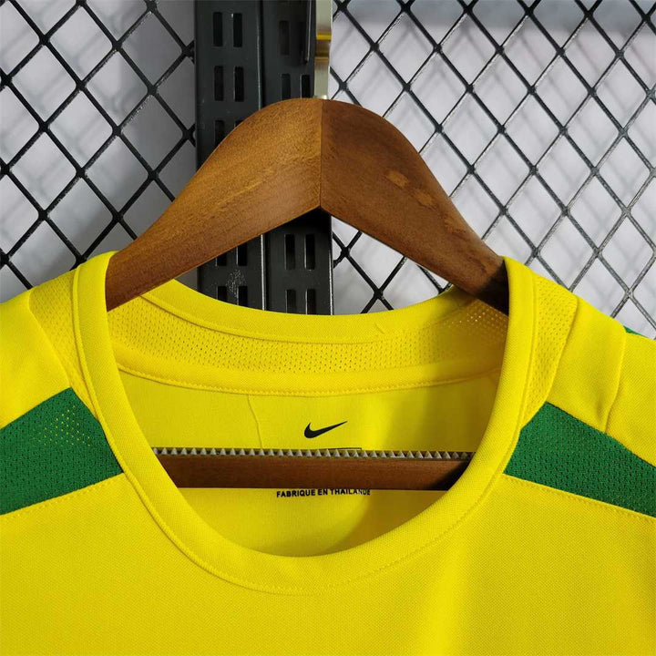 Camiseta retro local de Brasil 2002