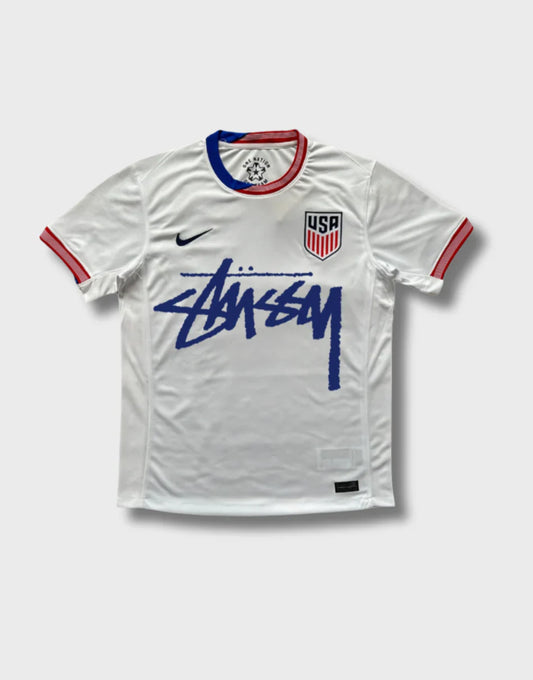CAMISETA STÜSSY x “USA” - 2024
