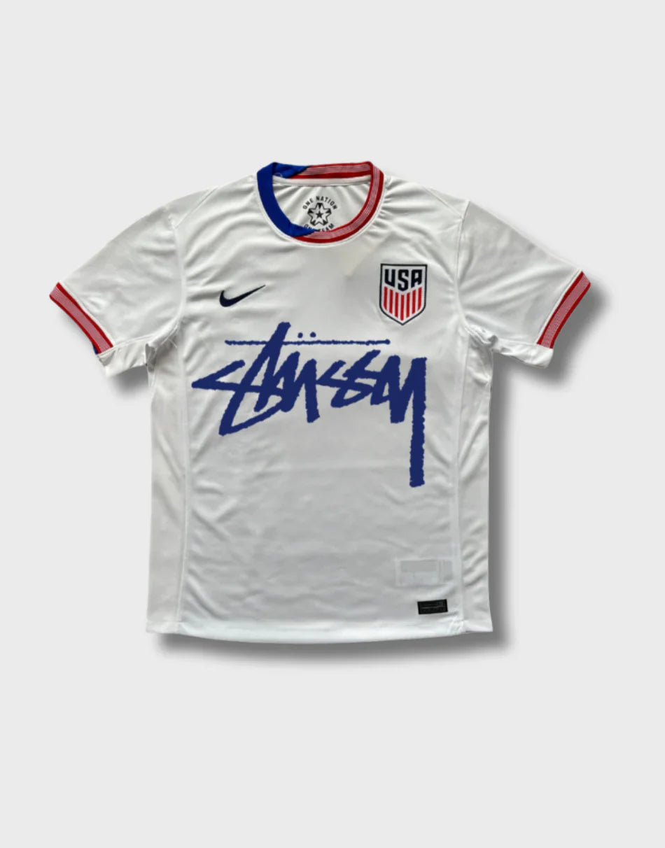 CAMISETA STÜSSY x “USA” - 2024 (TALLAS JUNIOR)